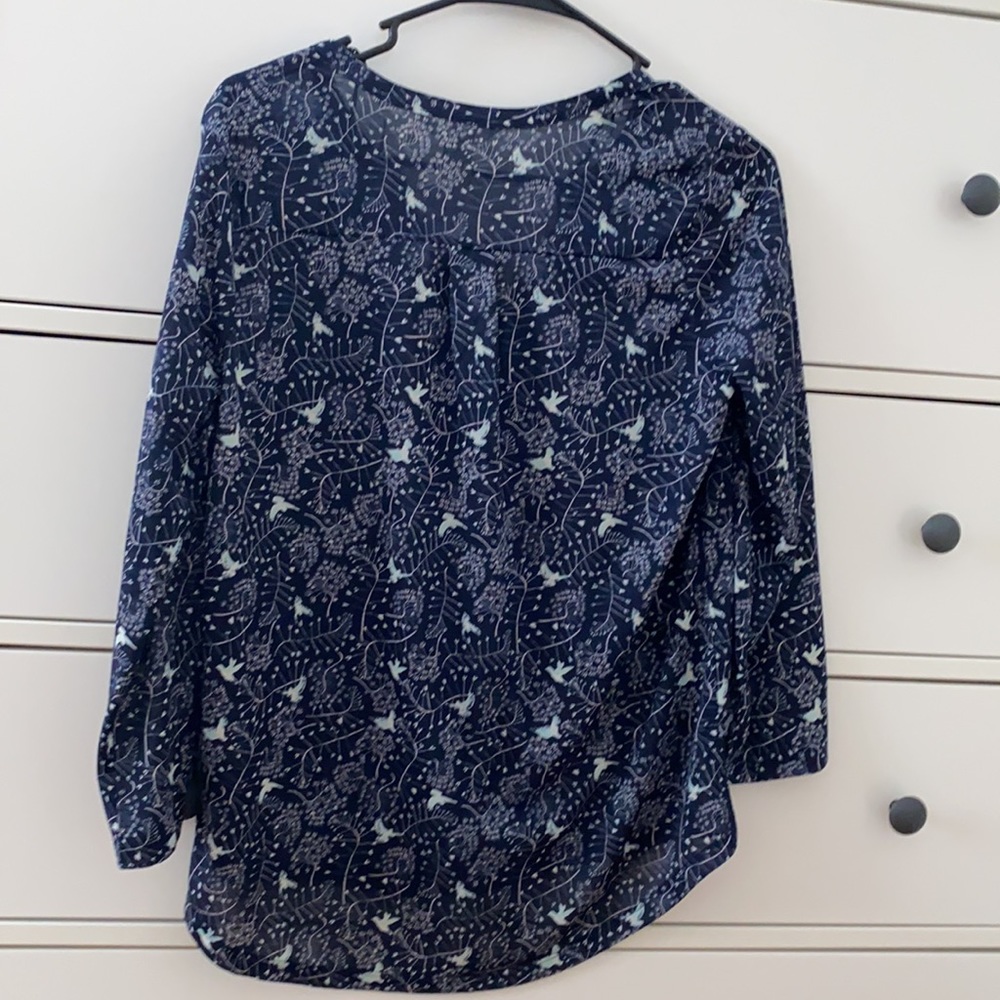 H&M Pattern Shirt - Picture 4 of 4